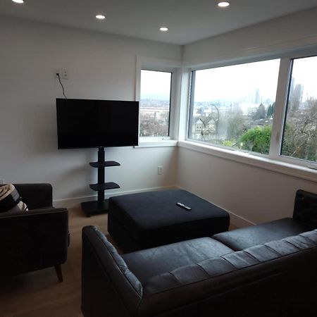 Signature Luxe Top-Floor Townhouse 2Br, 3Ba With Stunning Views Vancouver Kültér fotó